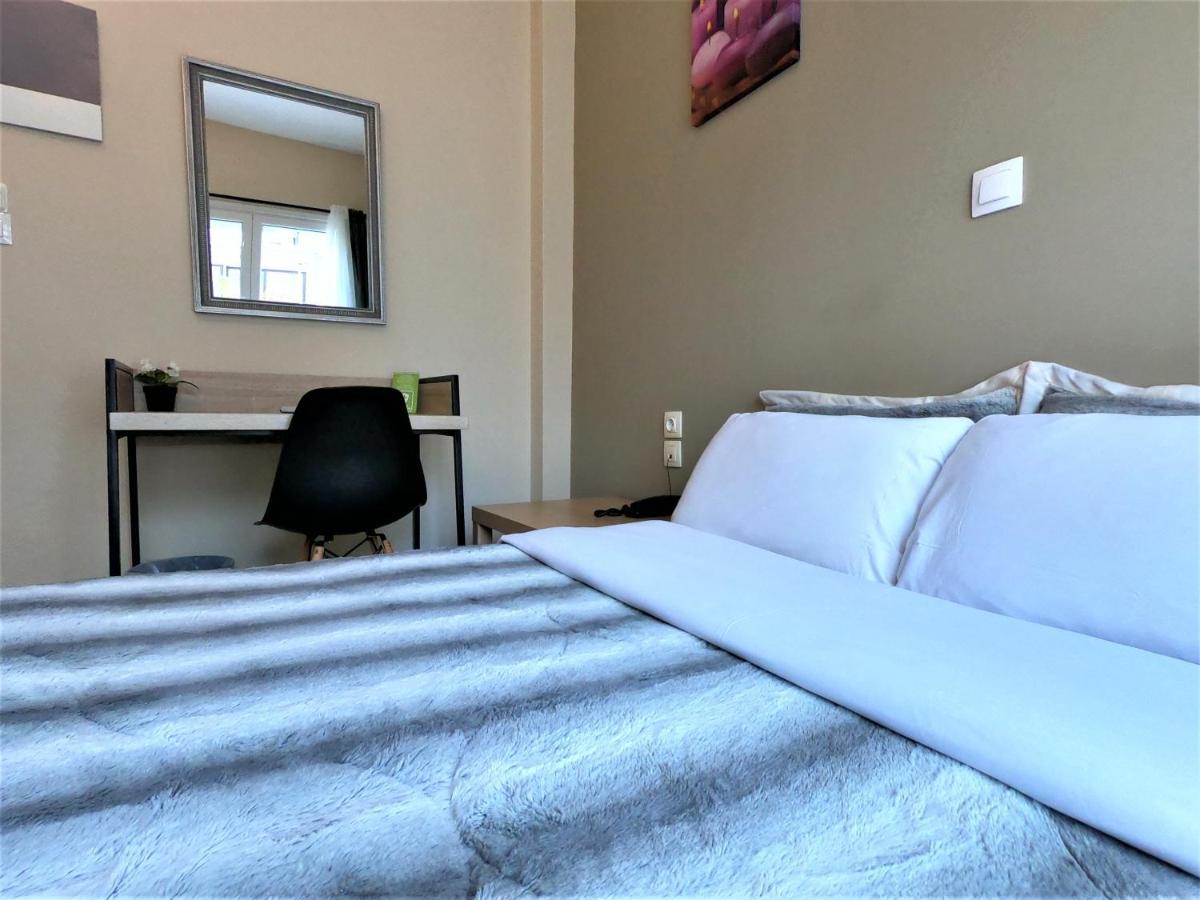 Achillion Hotel Piraeus Exterior photo